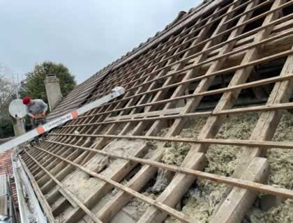 Couvreur Louveciennes (78430): travaux isolation et rénovation de toiture